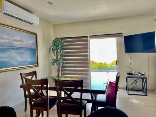 Casa Diamante A Pie de Playa Mazatlan( Brujas Residence)