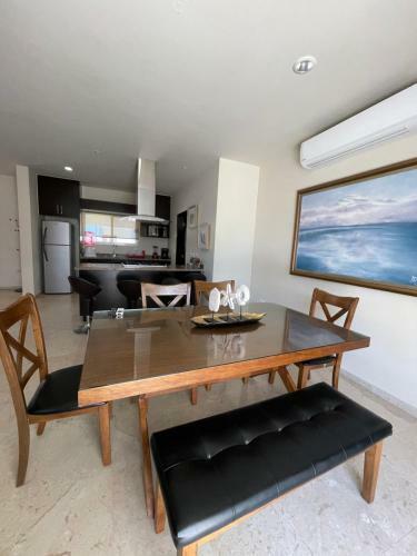 Casa Diamante A Pie de Playa Mazatlan( Brujas Residence)