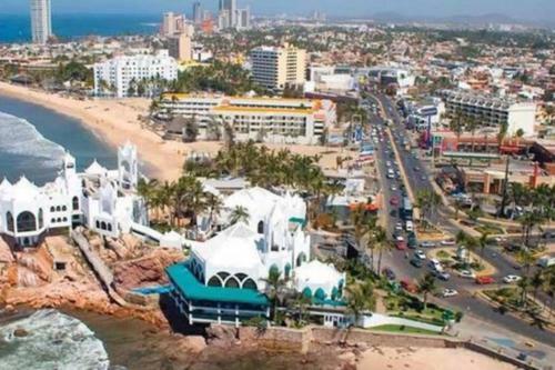 Apartamento Azul Marino En Mazatl�n