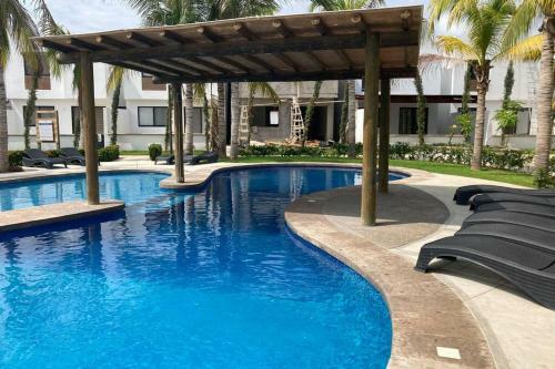 Casa Vacacional Con Alberca A 1 Min De Playa