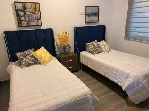 Apartamento Condominio Nuevo Con Alberca, 5 Min de La Playa.