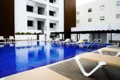 Apartamento Condominio Nuevo Con Alberca, 5 Min de La Playa.