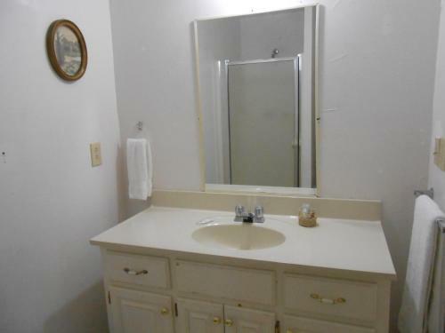 6 &14 Equipped Beach House Seaside Hotel