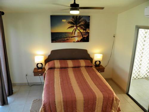 6 &14 Equipped Beach House Seaside Hotel