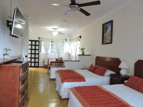 Hotel El Moro