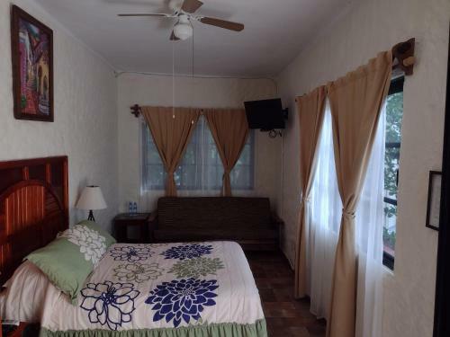 Hotel El Moro