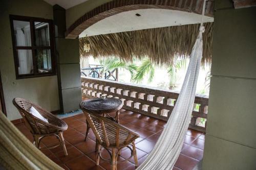 Hostal Beach Front Guesthouse