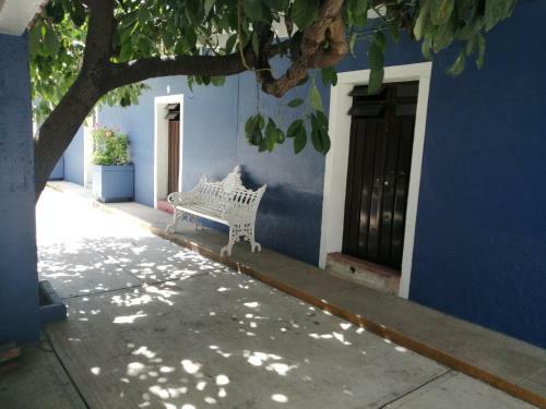 Casa Refugio Budget House 7 Rooms 8 Baths