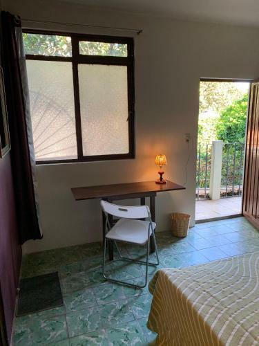Hostal The Florenthina's House