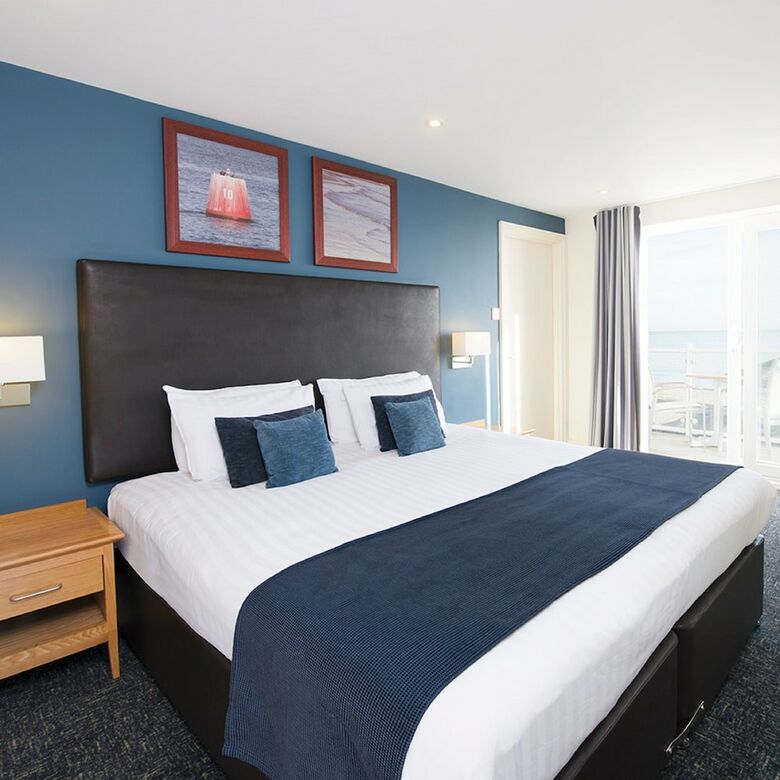 Sandbanks Hotel