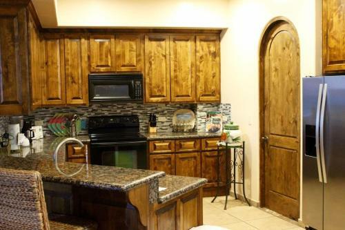 Bella Sirena 2br Ba 401-v By Casago