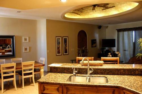 Bella Sirena 2br Ba 601-v By Casago