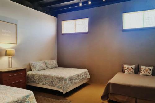 Hostal Sleeps 16 People "goliath" Super Apartment 2 Minutes From Sandy Beach