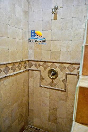 Apartamento Rocky Point Luxury Condo C203