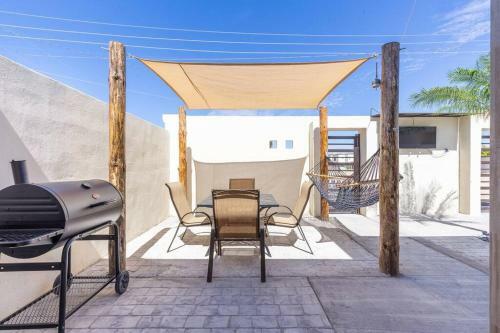 New Home Fully Equipped And Waiting For You