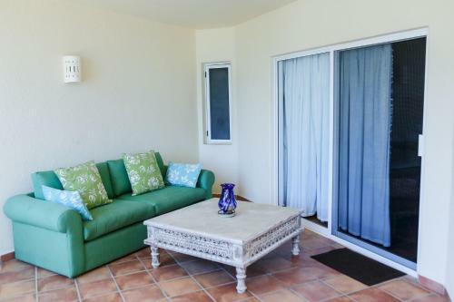 Las Maanitas C204 3 Br By Casago
