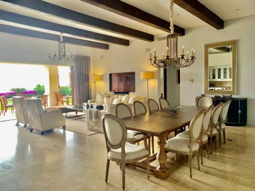 Gorgeous Querencia 3 Bdr Villa