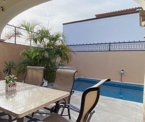 Villa Hermosa Y Amplia Casa Con Alberca , Cerca Del Mar