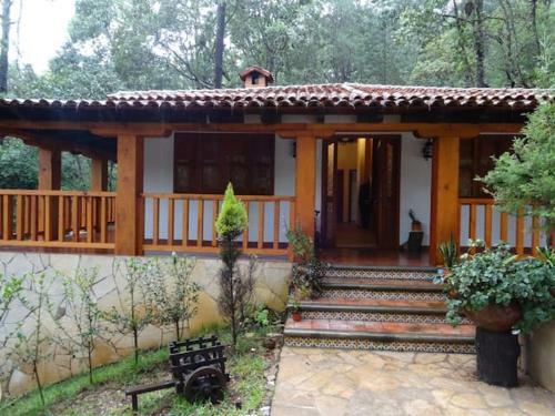 Charming Chalet / Caba�a Encantadora