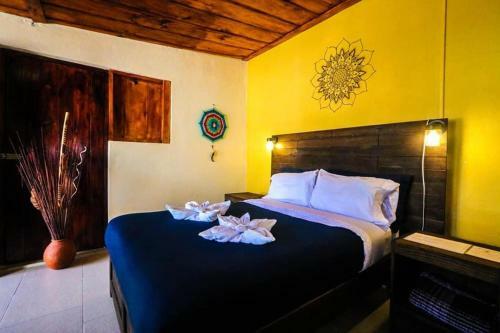 Hostal Casa Flor De Vida