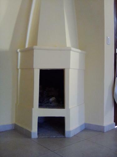 New Villa W Garden, Small Pool, Fireplace, Balcony And Terrace