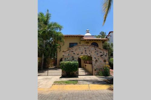 Casa Mojo - Pool Overlooking The Marina Golf Course
