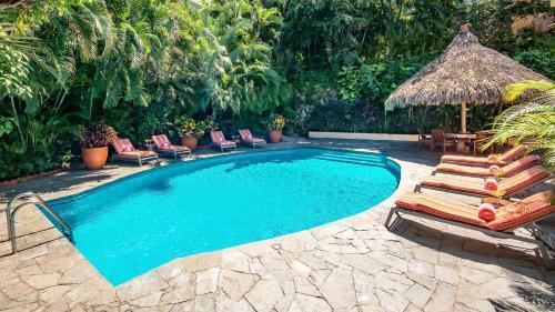 Beautiful Oceanfront Villa - Amapas Beach