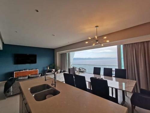 Apartamento Icon Vallarta- Ph Rooftop With Jacuzzi!
