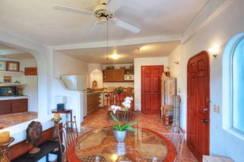 Apartamento Cozy 1-bedroom Condominium In Prestigious Conchas Chinas