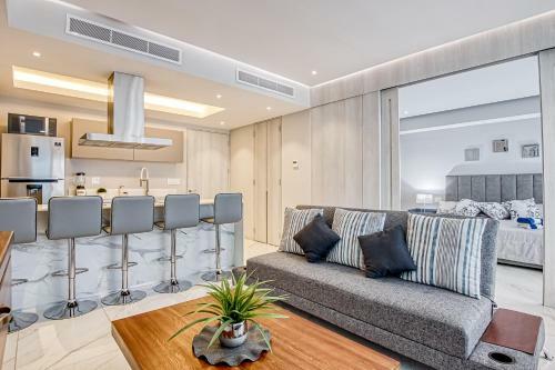 Breeze Easy At Nautico