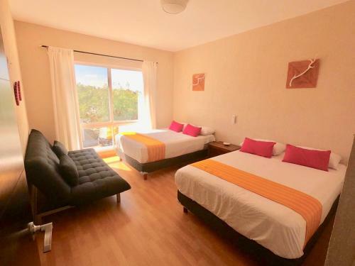 Jacuzzi Home, Holidays