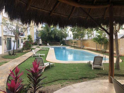 Apartamento Carey Suites