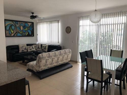 Apartamento Carey Suites