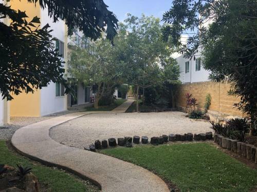Apartamento Carey Suites