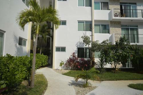 Apartamento Carey Suites