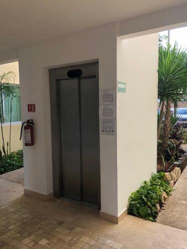 Apartamento Carey Suites