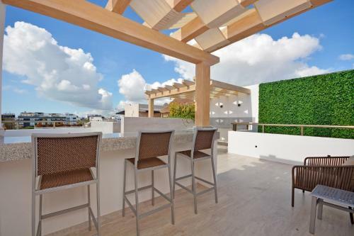 Apartamento Mayan Monk Vacation Suites