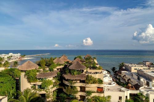 Hotel Singular Joy Vacation Rentals