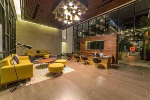 Entire Apartment, Excellent Location The City 1004