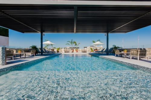 Apartamento Location!! - 2 Bdr - Luxury Rooftop - Sea Views - Pool - (Sng)