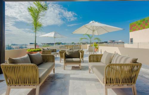 Apartamento Location!! - 2 Bdr - Luxury Rooftop - Sea Views - Pool - (Sng)