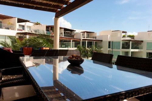 Incredible 3 Bedroom Penthouse At The Elements By Bric