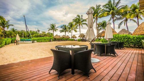 Incredible 3 Bedroom Penthouse At The Elements By Bric