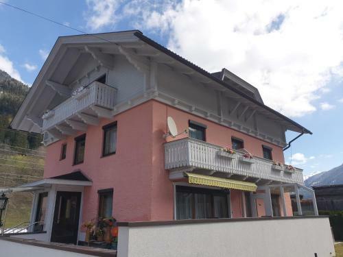 Bed & Breakfast Haus Elena