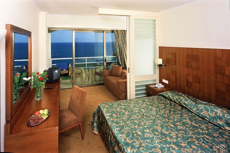Hotel Lutania Beach