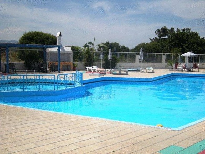 Summer Dream Hotel