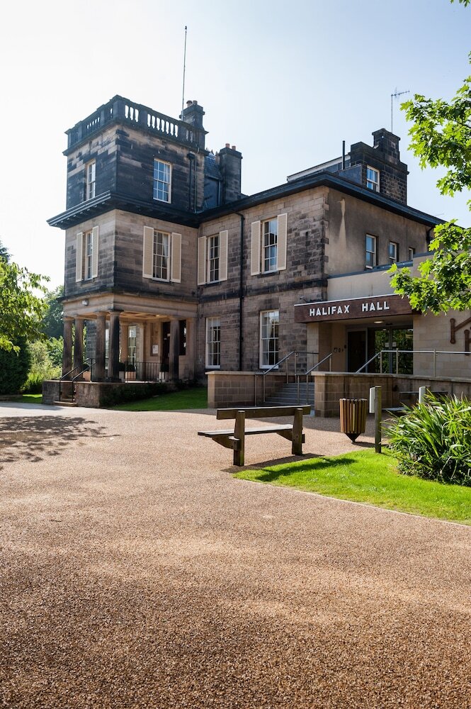 Hotel Halifax Hall