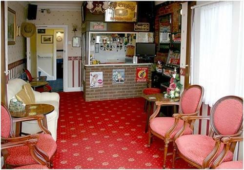 Hostal Mickleton Guesthouse