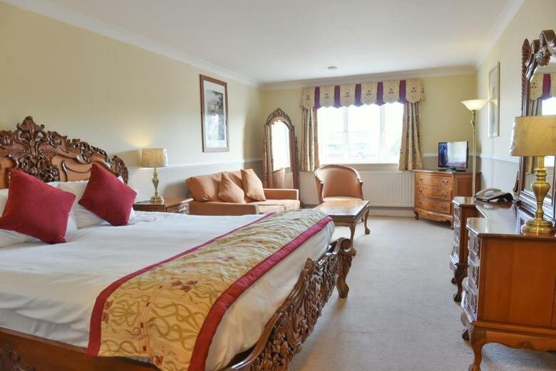 Southview Park Hotel
