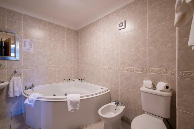 Southview Park Hotel